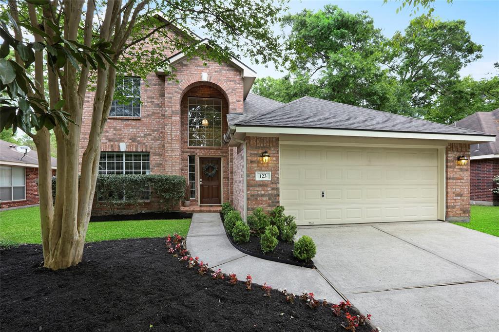 123 W Russet Grove Circle The Woodlands  - RE/MAX The Woodland & Spring 