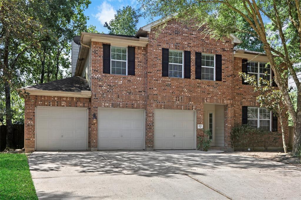 223 Fairwind Trail Court The Woodlands  - RE/MAX The Woodland & Spring 