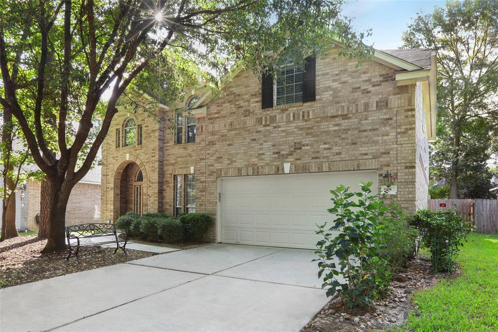 38 S Rambling Ridge Place The Woodlands  - RE/MAX The Woodland & Spring 
