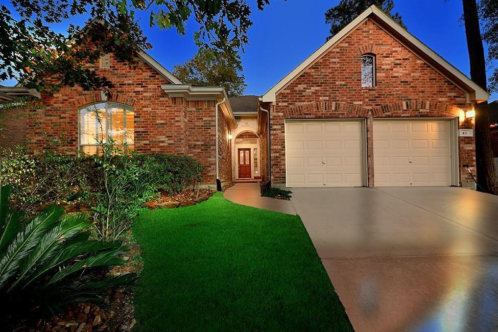 43 Tapestry Forest Place The Woodlands  - RE/MAX The Woodland & Spring 