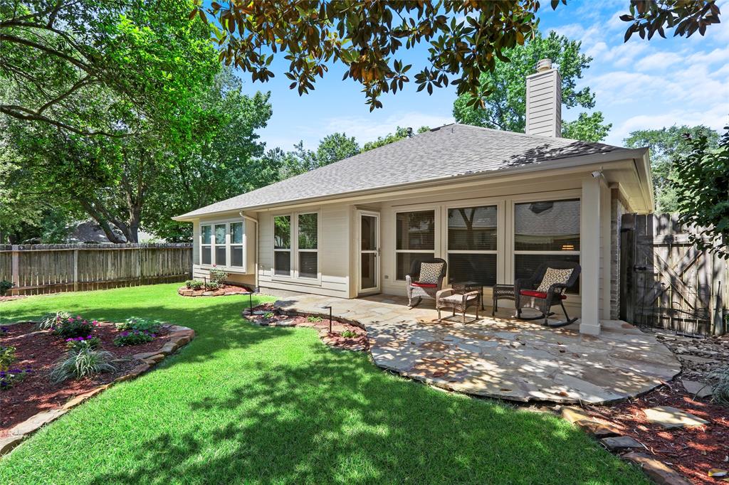 62 N Rambling Ridge Place The Woodlands  - RE/MAX The Woodland & Spring 