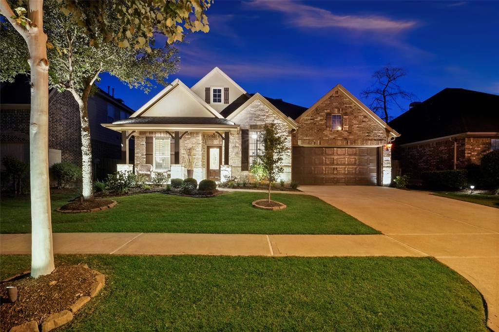 8123 Black Percher Street The Woodlands  - RE/MAX The Woodland & Spring 