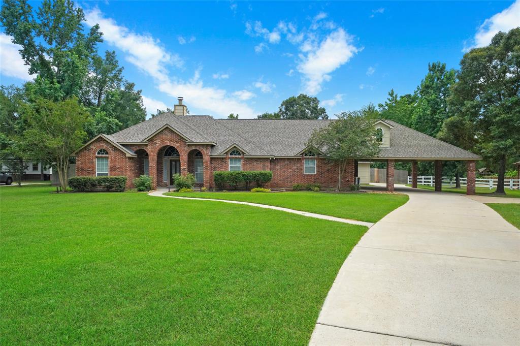 9052 Grand Lake Estates Drive The Woodlands  - RE/MAX The Woodland & Spring 